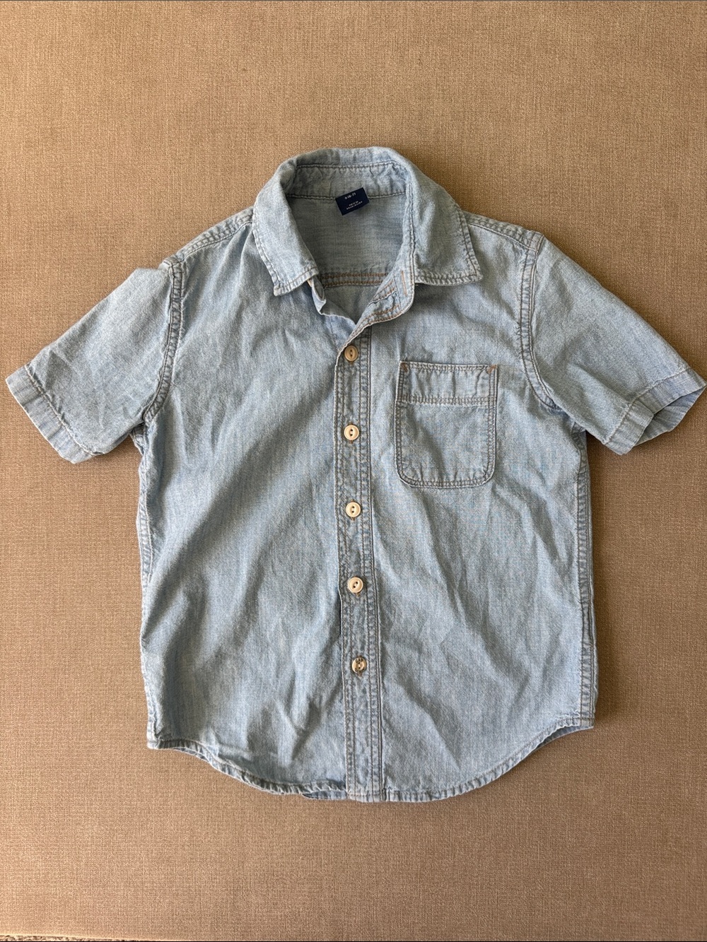 GAP Light Blue Short-Sleeve Denim Button-Down Shirt